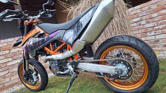 KTM 690 SMC R - 10