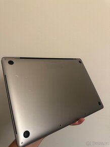 MacBook Pro 2017 (16GB/512GB/I7) - na ND - 10