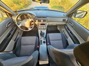 Subaru Forester 2,5 XT 2006 165 Kw - 10