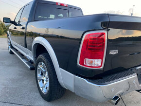 DODGE RAM Laramie 5.7 HEMI—2016–LONG—KŮŽE—TAŽNÉ 3.5T - 10