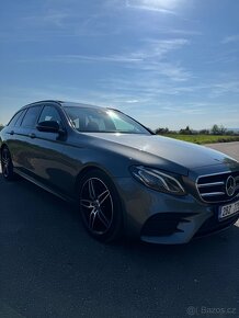 MERCEDES-BENZ E 220 AMG LINE - 10