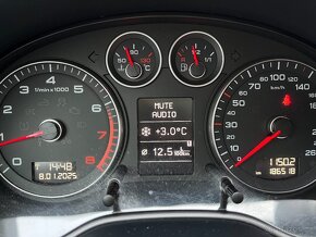 Audi A3 1.8i kožený interiér - 10