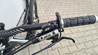 Celoodpružený Specialized Stumpjumper FSR Elite, Rám L - 10