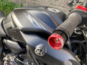 Yamaha MT-07 - 10