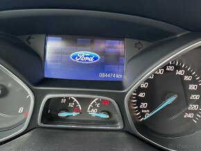 Ford Kuga 1,6i 110kW 2WD r.v.2013 serviska, 1. majitel - 10