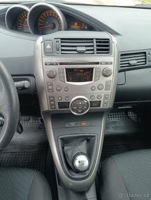 Toyota Verso 1.6 Valvematic / 2010 / benzín - 10