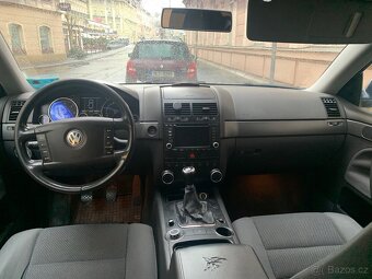 Prodám Volkswagen Touareg R5 2.5TDI 128kw rok 2005 STK NOVA - 10