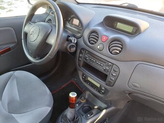 Citroen C2 1.4 Exclusive, jen 89.000 km, servis Citroen - 10