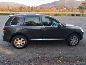 Vw touareg 2.5 tdi R5 automat 2008 - 10