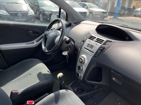 Toyota Yaris 1.3 VVT-i 64kW - 10