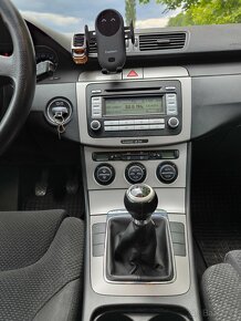 VW Passat B6 1.6 FSI 85kw. - 10
