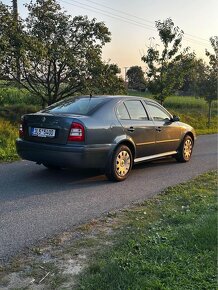 SKODA OCTAVIA 1.6 - 10