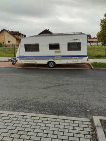 Prodám karavan Hobby 495 Ufe - 10