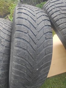 Pneumatiky Nokian 215/70 R16 celoroční - 10