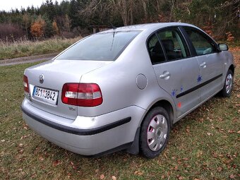 VW Polo sedan 1,4 tdi - 10