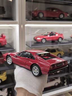 Ferrari 308 GTB Quattrovalvove 1:18 Kyosho - 10