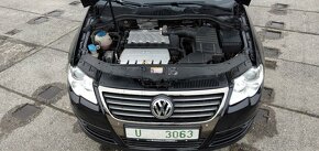 VW Passat 3C var INDIVIDUAL R32 VR6 DSG 1.majitel TOP STAV - 10