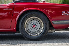 Triumph TR6 - 10