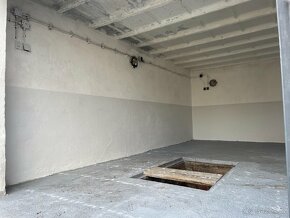 Pronajmu garáž po rekonstrukci Chrudim, Škroupova ulice - 10