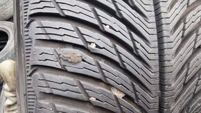 Zimní pneu 235/55 R17 Michelin - 10