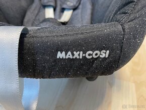 Autosedačka Maxi Cosi Cabriofix + základna Family Fix - 10