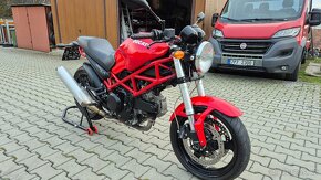 Ducati Monster 695 - 10