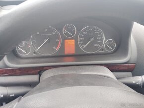 Peugeot 407, 1.6 80kw , na opravu či dily - 10