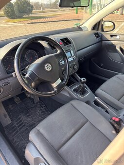 VW Golf 5, 1.6, 75kW - 10