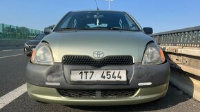 Toyota Yaris 2002 - 10