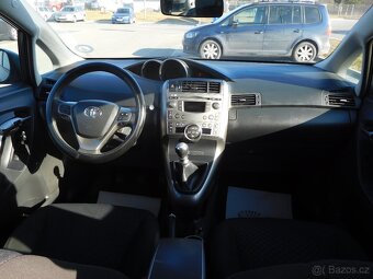 Toyota VERSO 2.0 D-4D, 93 kW, Aut. Klima, 7. Míst - 10