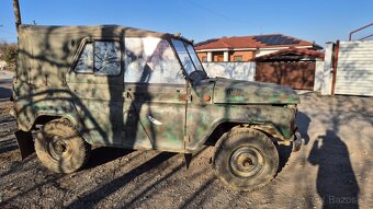 UAZ 469 - 10