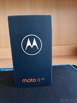 Motorola E32s - 10