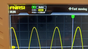 Osciloskop FNIRSI 2x100MHz s funkčním generátorem 10MHz NOVÝ - 10