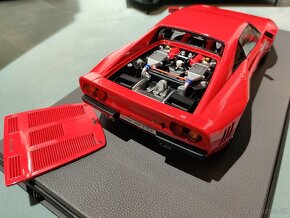 Ferrari 288 GTO 1984 Rosso 1:12 Top Marques Collectibles - 10