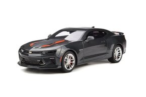 Audi, Ferrari, Porsche, Chevrolet a Dodge 1:18 GT Spirit - 10