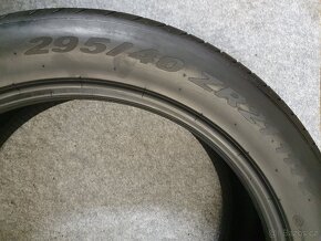 2x -- 295/40 ZR21 Letní pneu Pirelli Pzero -- - 10