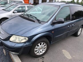 Chrysler Voyager - 10