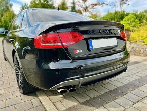 Audi S4 Qattro V6 3.0 TFSI - 10