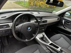 BMW Řada 3 E90 320i 110kW Sedan Aut. klima Šíbr 6st. Manuál - 10