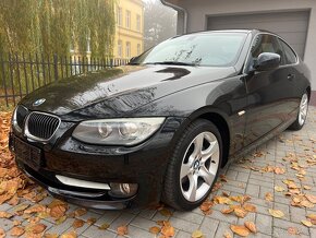 BMW E92 330i /2.MAJITEL/LCI/BI-XENON/SPORTPAKET - 10