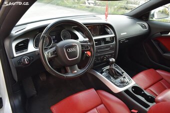 Audi S5 4,2 FSI V8 4X4//MANUÁL/AUDISON - 10