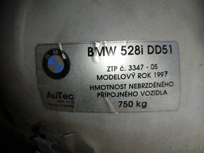 BMW E39 528i - 10