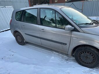 Renault scenic grand - 10