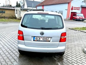 VOLKSWAGEN TOURAN 2.0 TDI.103.KW - AUTOMAT - PĚKNÝ STAV. - 10