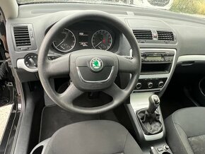 ŠKODA OCTAVIA COMBI 1.6 Mpi 75KW 92000 SERVIS PDC 2XKOLA - 10