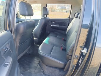 Prodám TOYOTA Hilux 3,0, rv. 2014, automat - 10