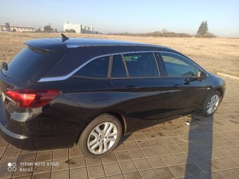 Opel Astra Sport tourer - 10