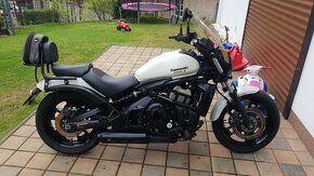 Kawasaki Vulcan S - 10