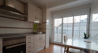 ÚŽASNÝ APARTMÁN S VÝHLEDEM NA MOŘE A MARINA V SRDCI TORREVIE - 10