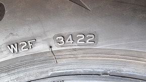 Zimní pneu 215/60/16 Bridgestone - 10